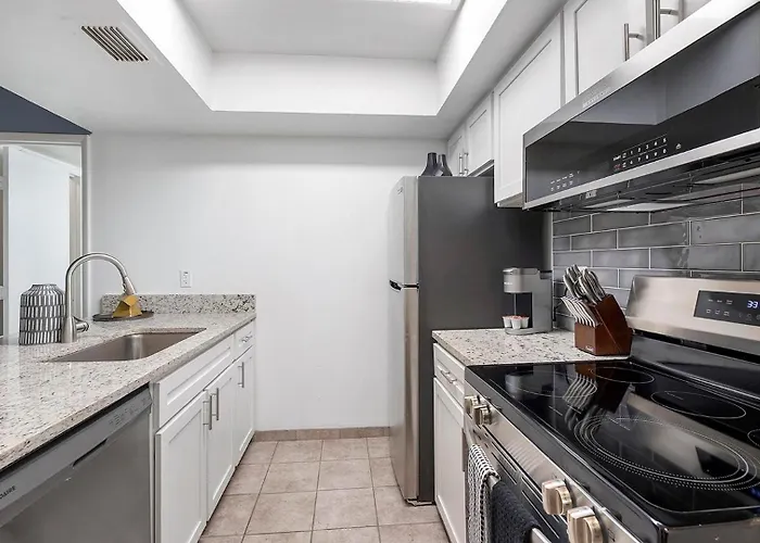 Apartment Landing Stylish In Glendale