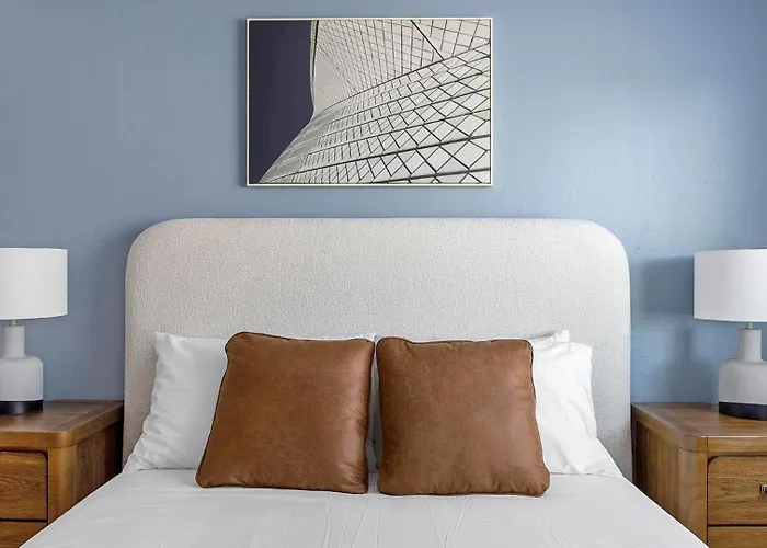 Apartment Landing Stylish In *